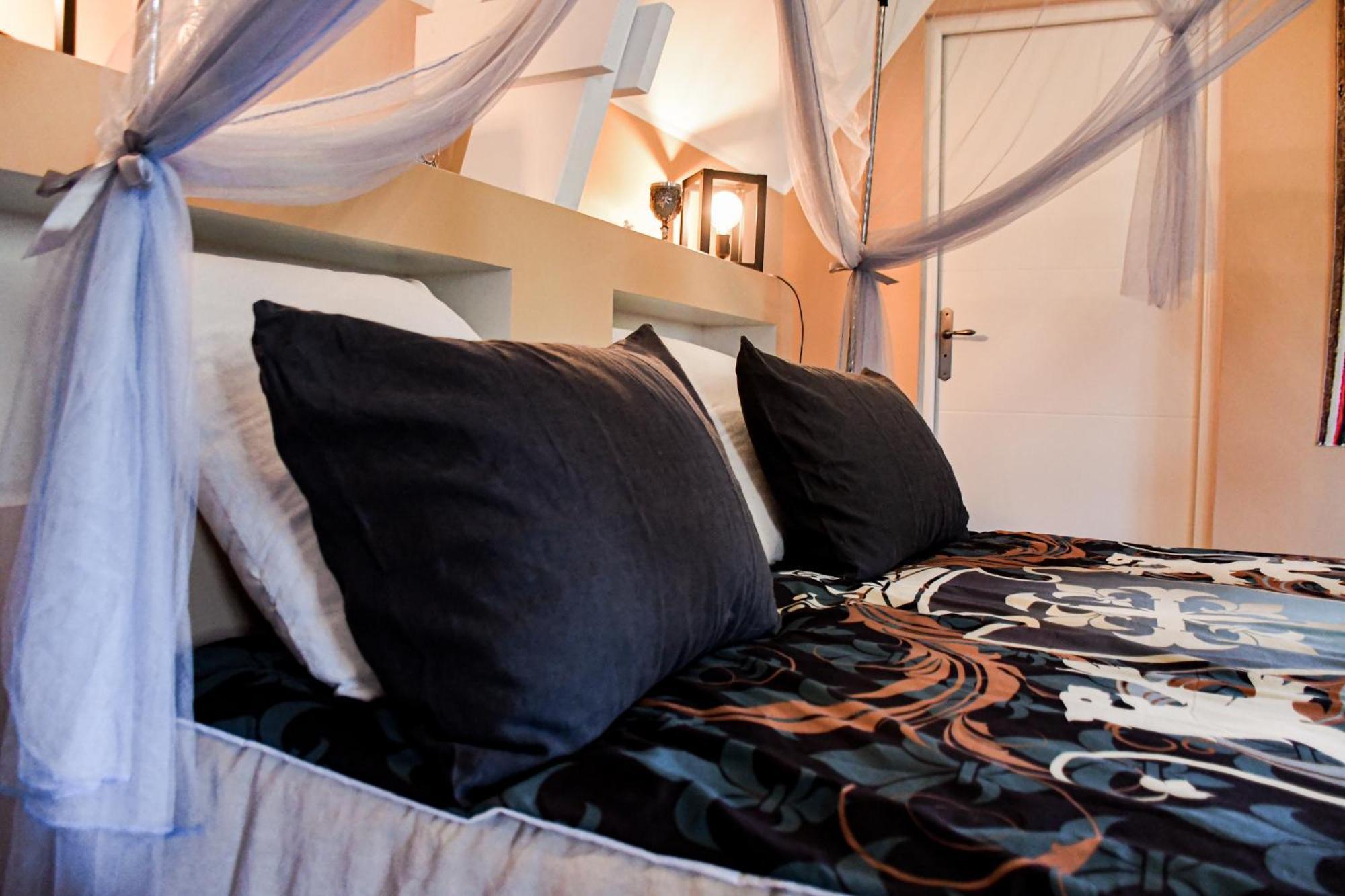Le Manoir De Menglieu Bed & Breakfast Trefflean Exterior photo